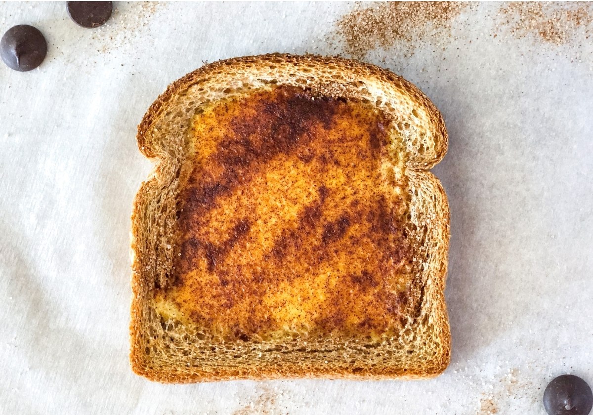 cinnamon sugar toast with chocolate chips