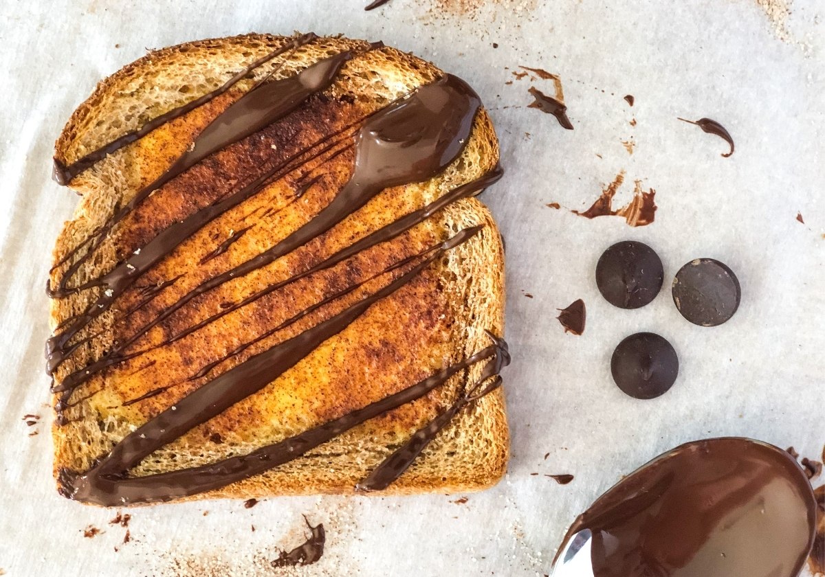 cinnamon sugar churro toast with melted dark chocolate