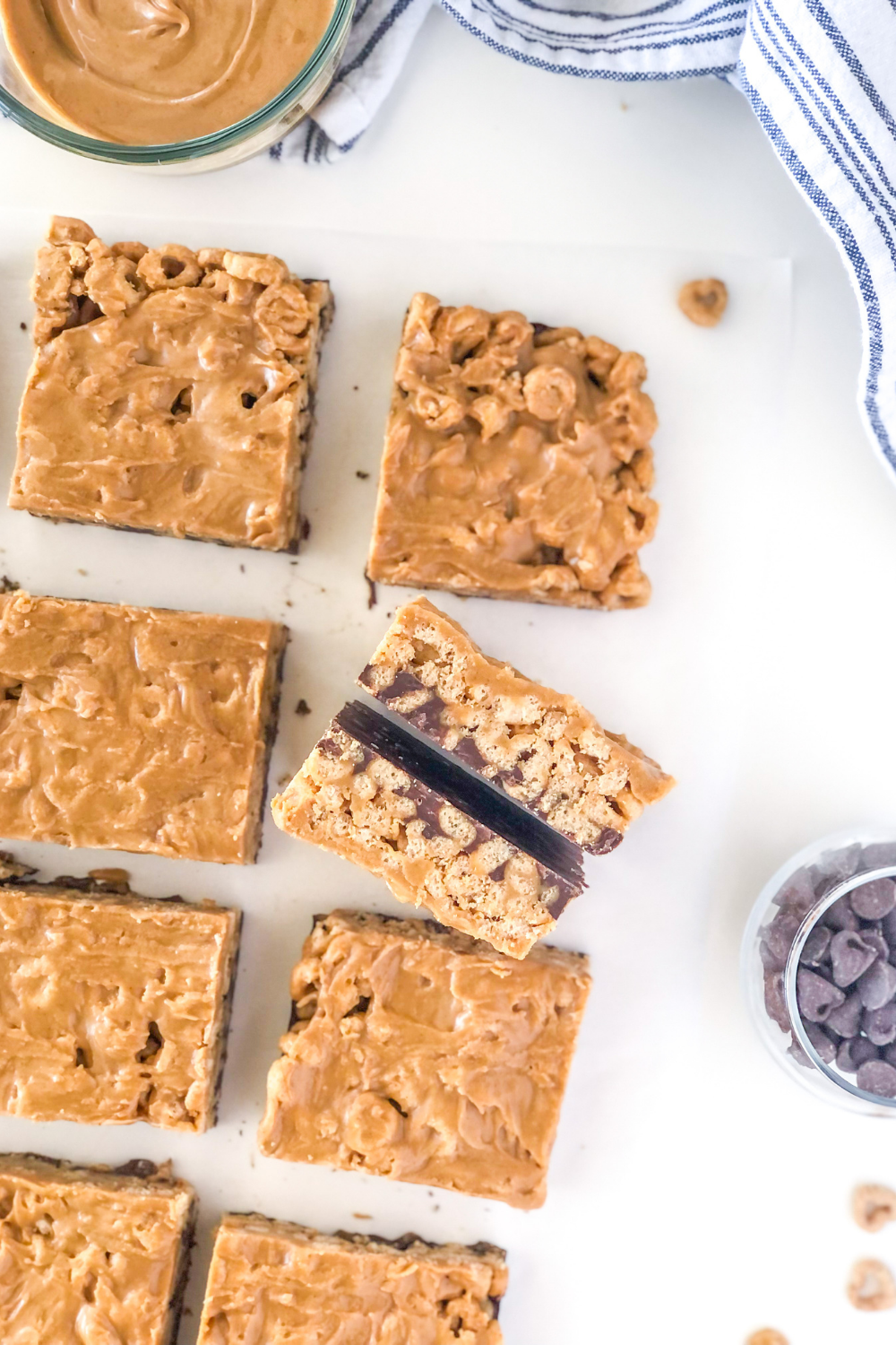 no bake chocolate peanut butter cheerio bars