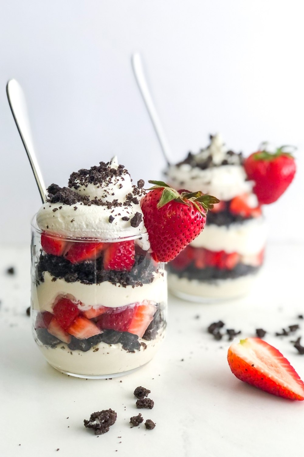 cookies and cream cheesecake jars with strawberries
