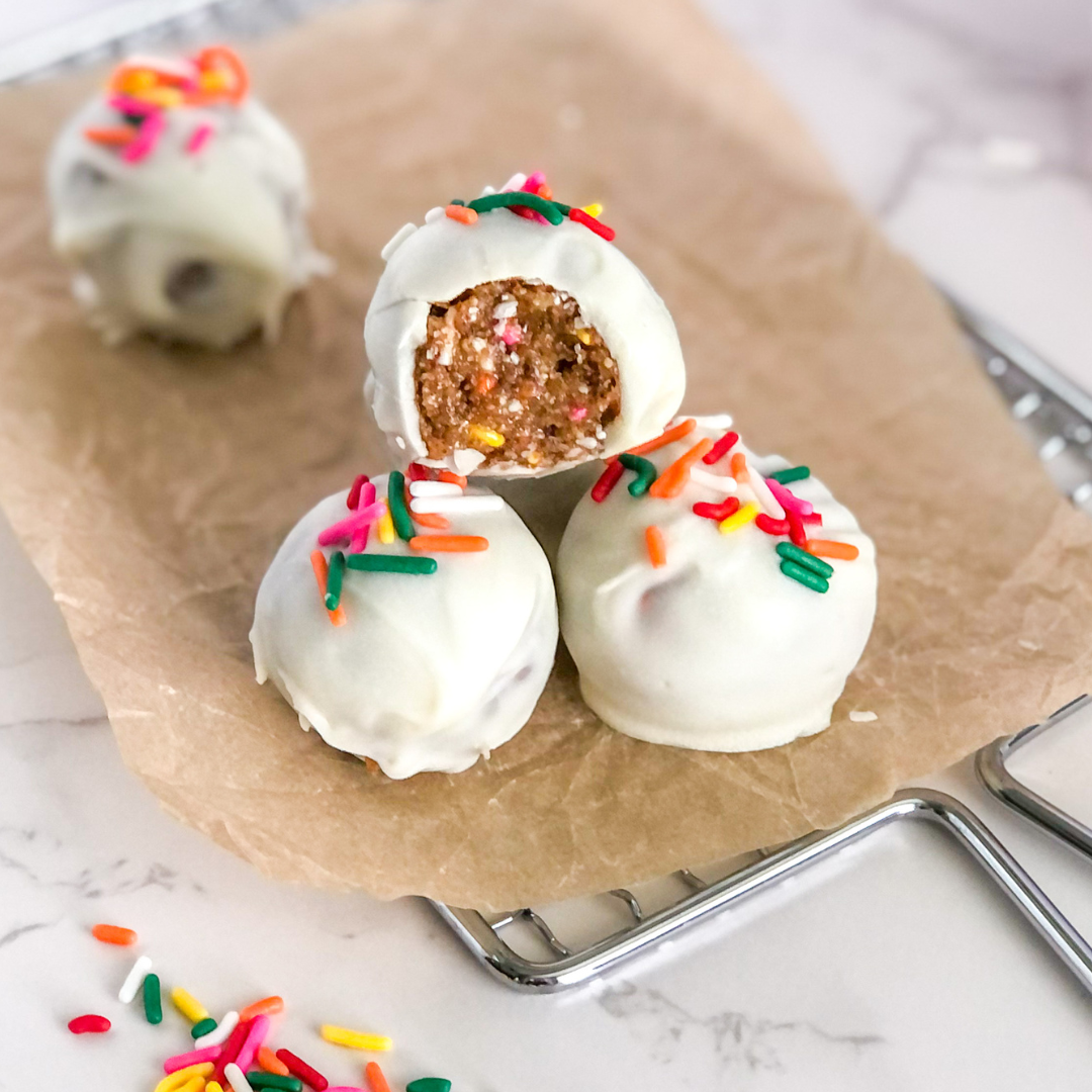 Funfetti Birthday Cake Truffles (No Bake)