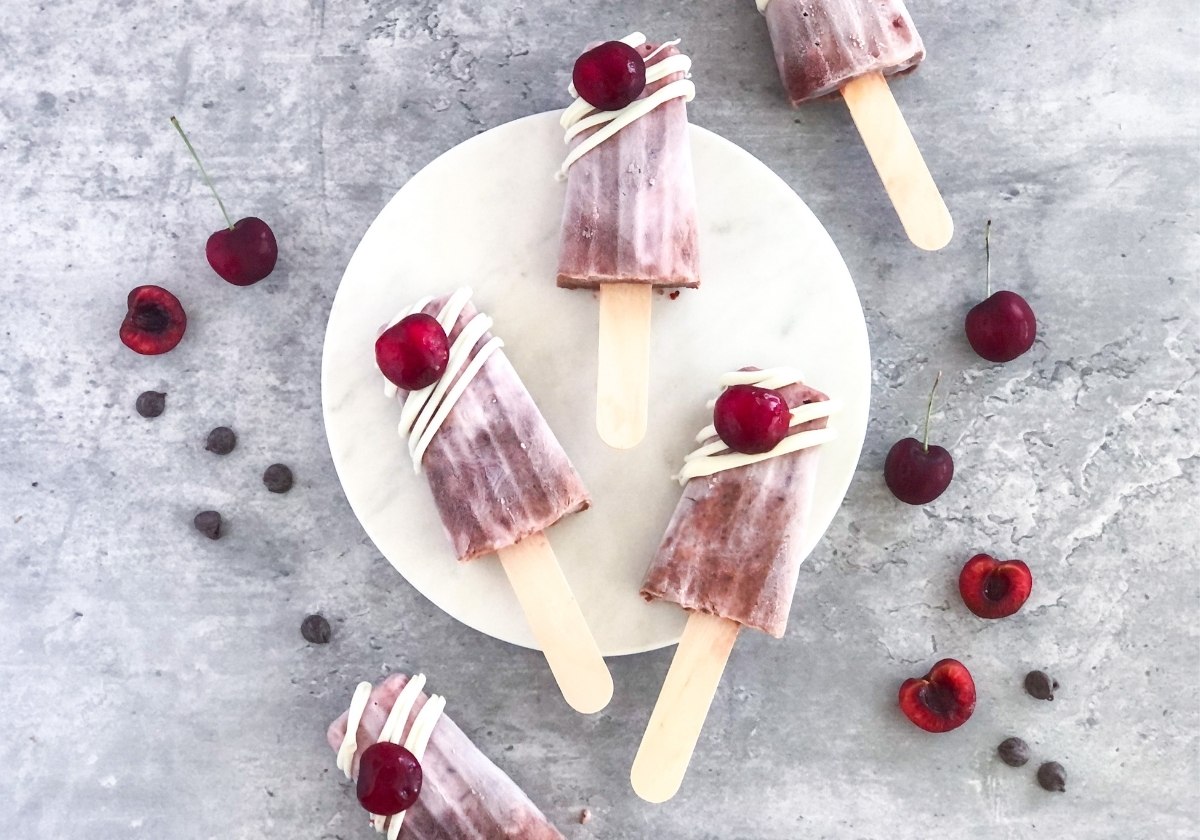 chocolate chip cherry popsicles with greek yogurt