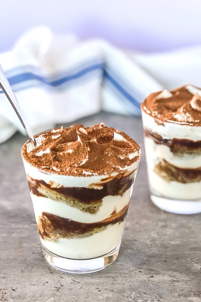 No Bake Nutella Tiramisu Jars with Greek Yogurt (Nutellamisu)